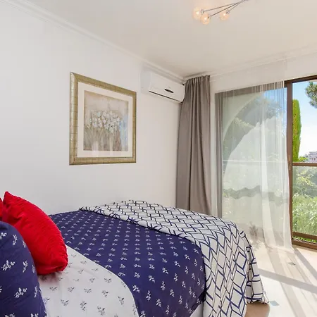 Cozy With Sea View, Swimming Pool And Greenery 戛纳